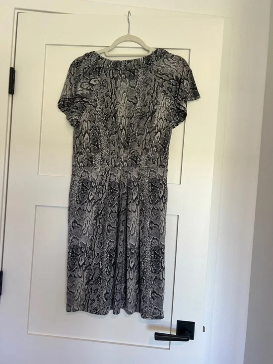 BCBGMaxAzria Black & White Snake Print knee length dress - Picture 4 of 4